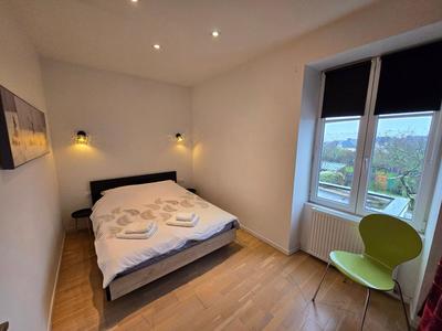 Maison de ville - 80 m² - 5 pièces