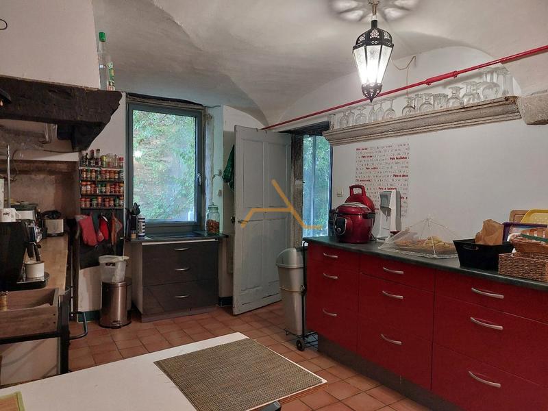 Maison de village - 229 m² - 7 pièces