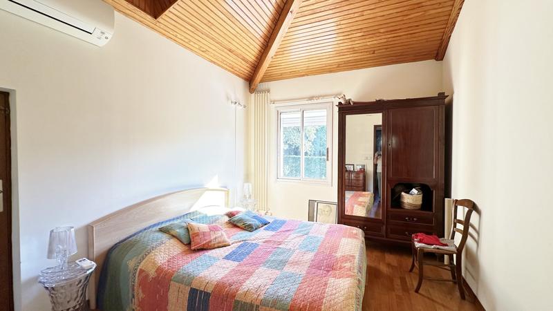 Maison contemporaine - 220 m² - 9 pièces