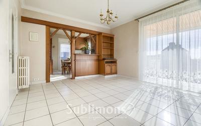 Maison - 95 m² - 4 pièces