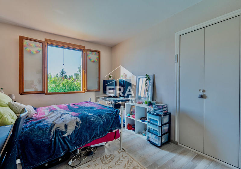 Maison - 198 m² - 8 pièces