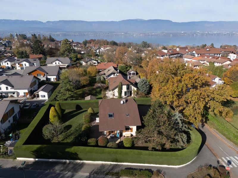 Maison - 142 m² - 7 pièces