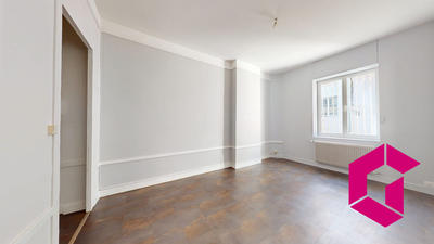 Appartement - 93 m² - 3 pièces