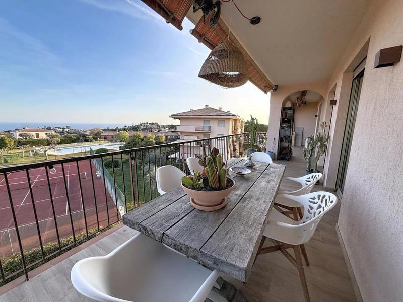 Appartement - 141 m² - 5 pièces