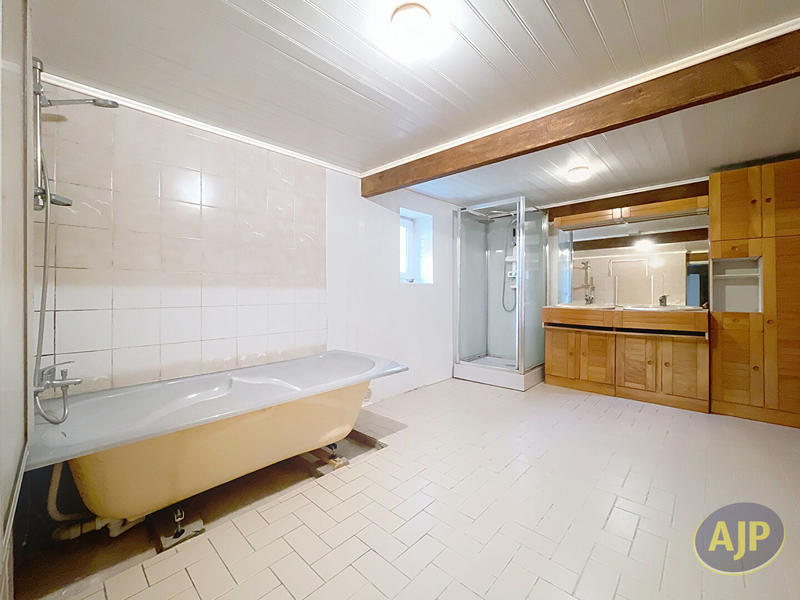 Maison - 108 m² - 5 pièces