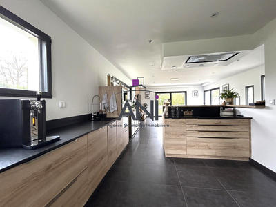 Maison contemporaine - 170 m² - 6 pièces