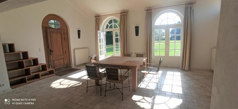 Maison - 150 m² - 4 pièces