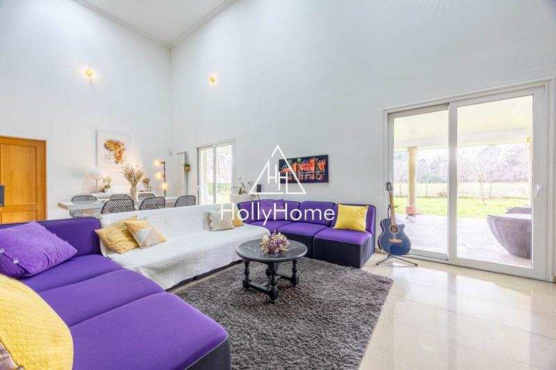 Maison ancienne - 213 m² - 6 pièces