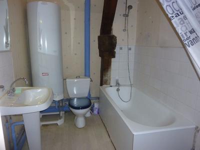 Appartement - 95 m² - 3 pièces