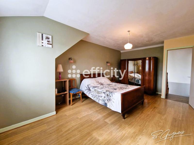 Maison - 138 m² - 6 pièces