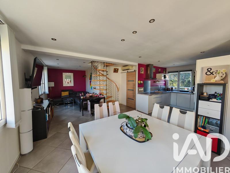 Maison - 70 m² - 5 pièces