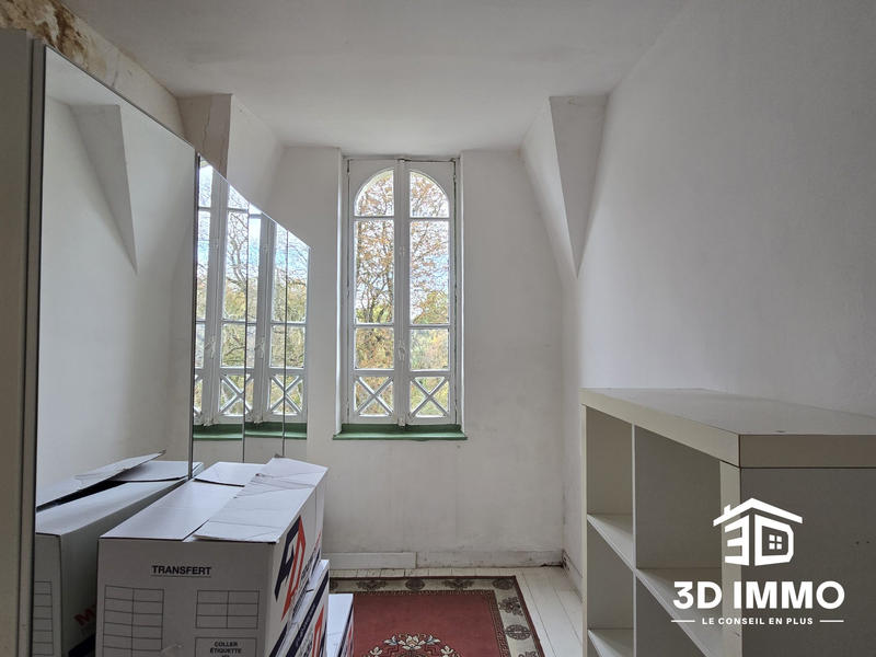 Maison - 277 m² - 9 pièces