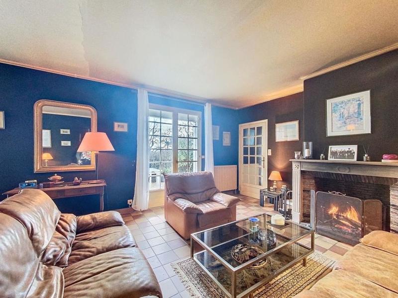 Maison - 228 m² - 6 pièces