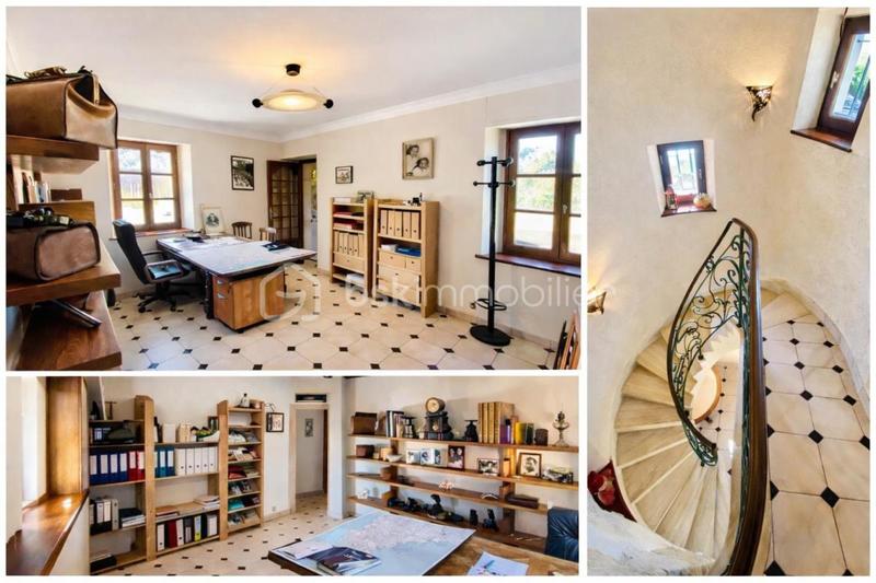 Demeure - 300 m² - 10 pièces