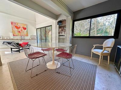 Maison - 175 m² - 8 pièces