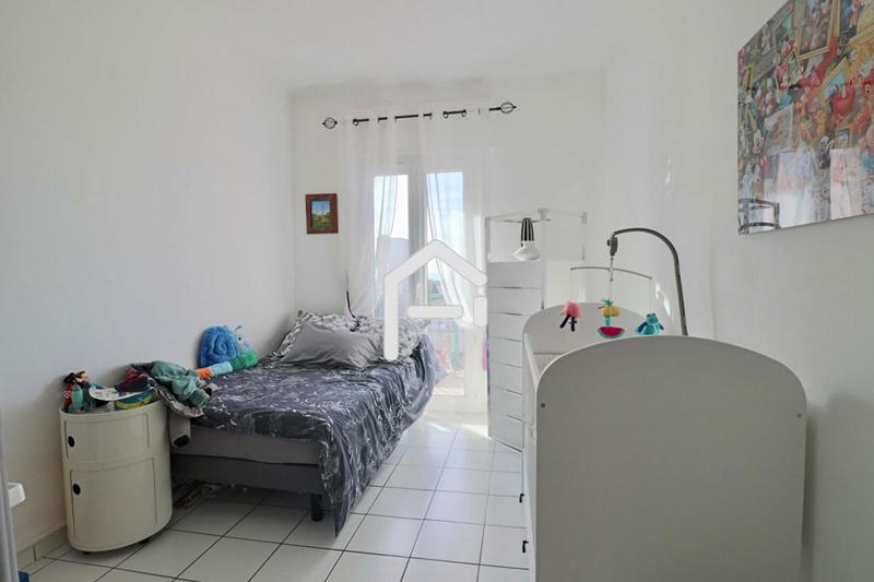 Appartement - 115 m² - 4 pièces