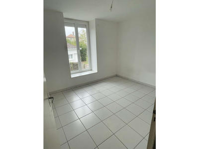 Maison - 300 m² - 13 pièces