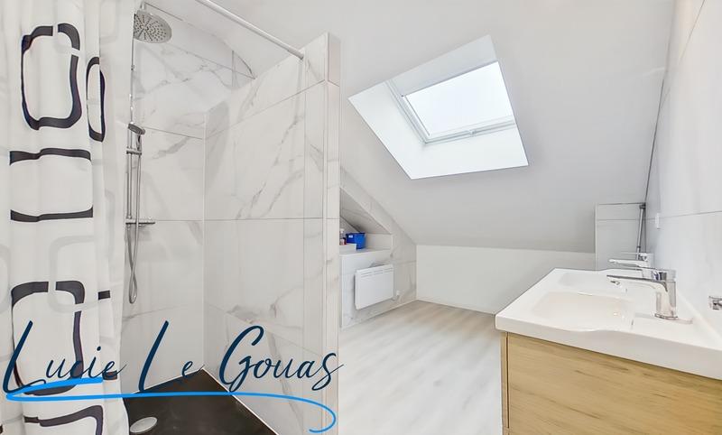 Maison - 162 m² - 6 pièces