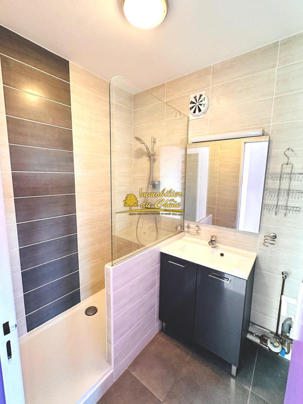 Appartement - 77 m² - 4 pièces