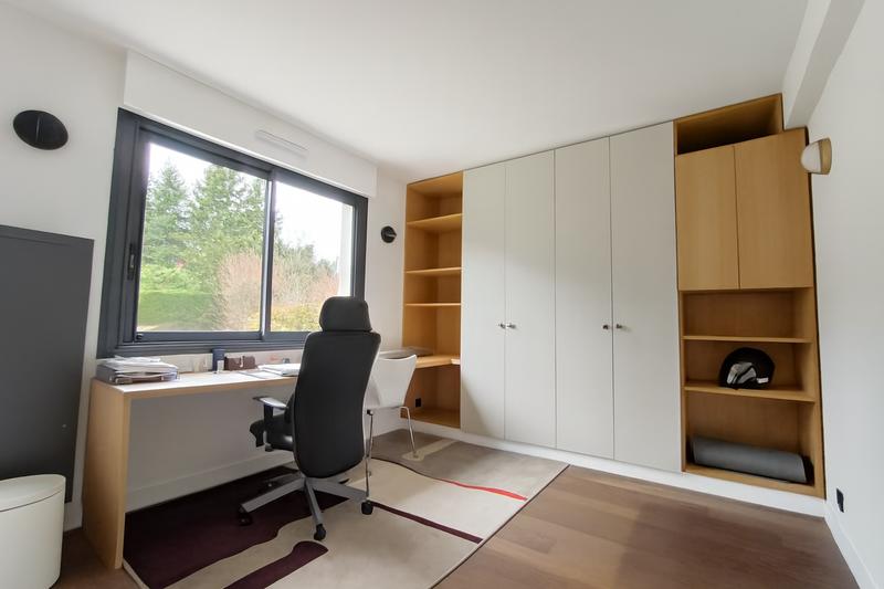 Maison - 254 m² - 7 pièces