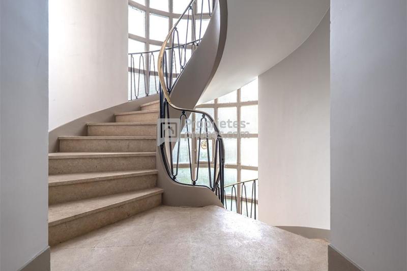 Appartement - 125 m² - 4 pièces