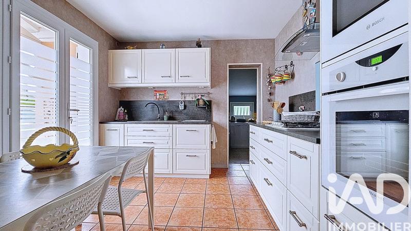 Maison - 93 m² - 4 pièces