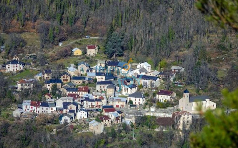 Maison - 148 m² - 8 pièces