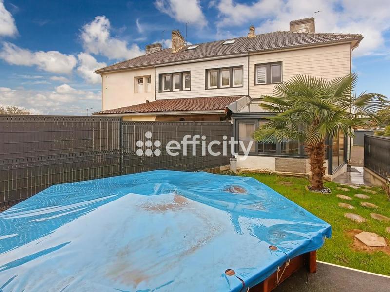 Maison - 63 m² - 3 pièces