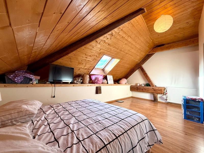 Appartement - 97 m² - 5 pièces