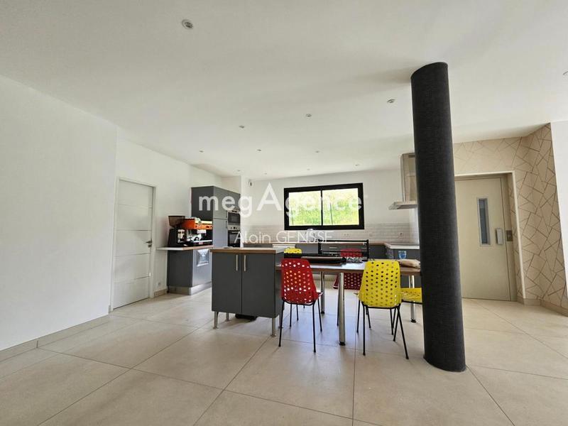 Maison d'architecte - 202 m² - 6 pièces