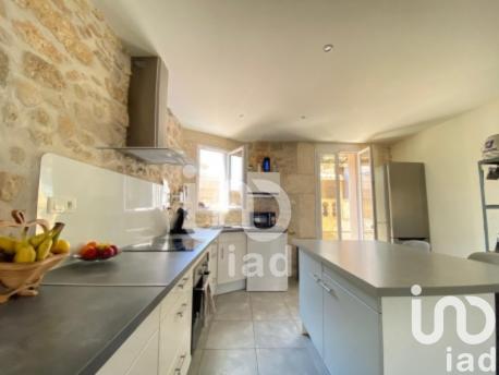 Maison - 270 m² - 10 pièces