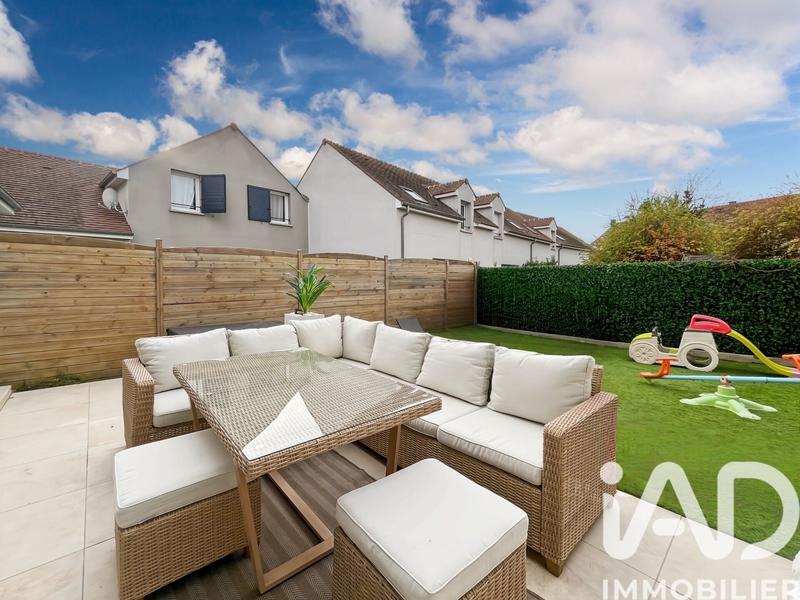 Maison - 80 m² - 5 pièces