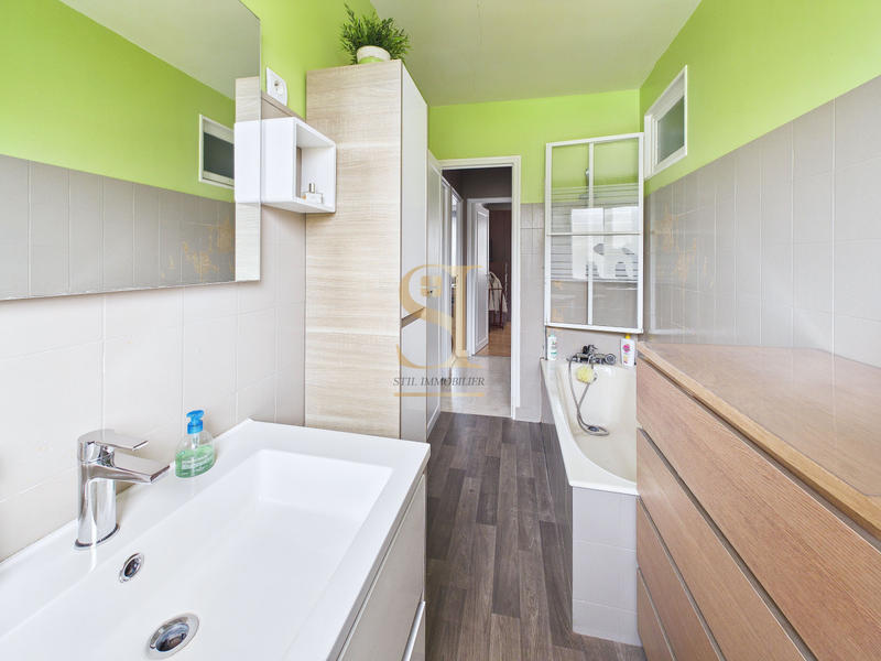 Maison - 140 m² - 7 pièces