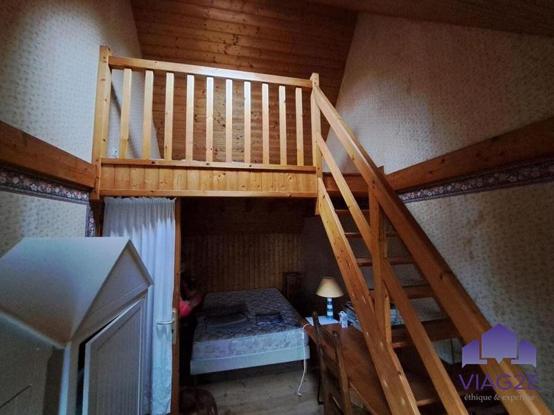 Maison traditionnelle - 104 m² - 5 pièces