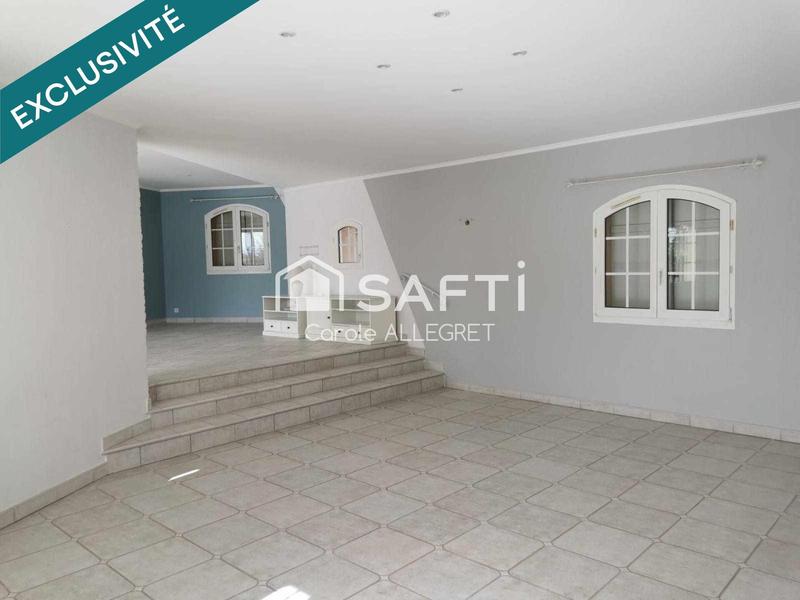 Maison - 180 m² - 6 pièces