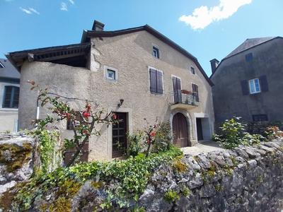 Maison - 132 m² - 6 pièces