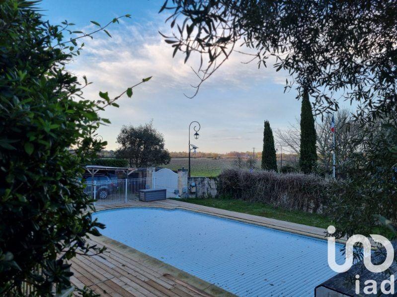 Maison - 260 m² - 8 pièces