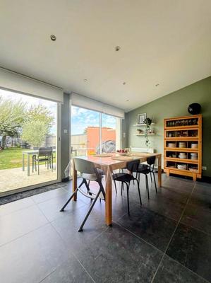 Maison - 162 m² - 6 pièces