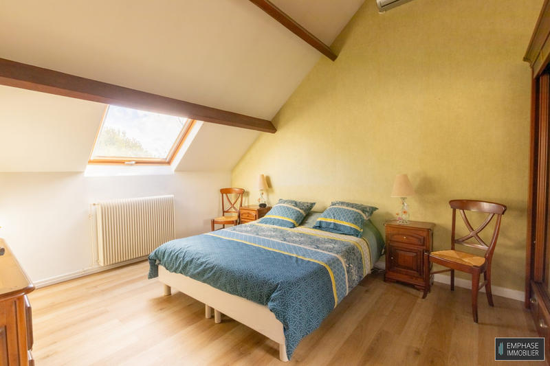 Maison contemporaine - 184 m² - 7 pièces