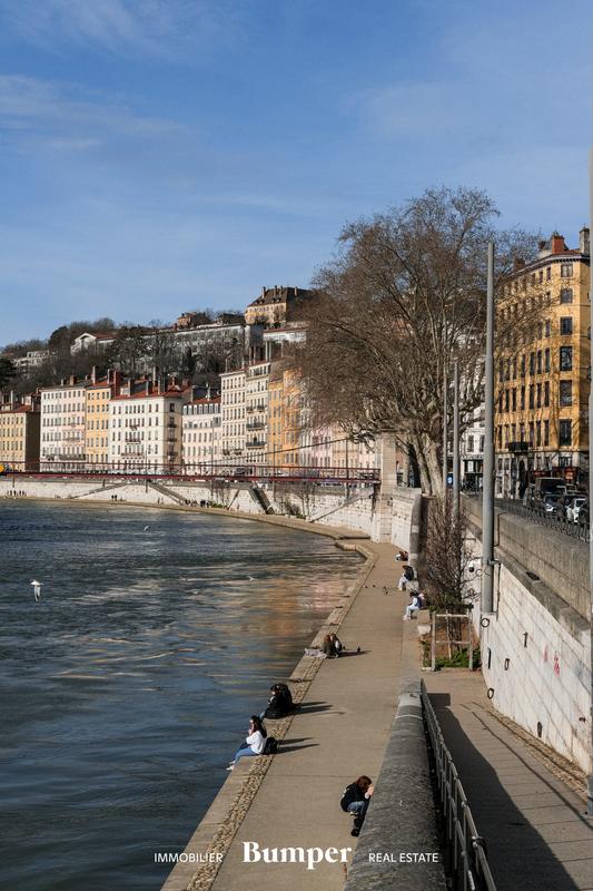 Duplex - 179 m² - 5 pièces