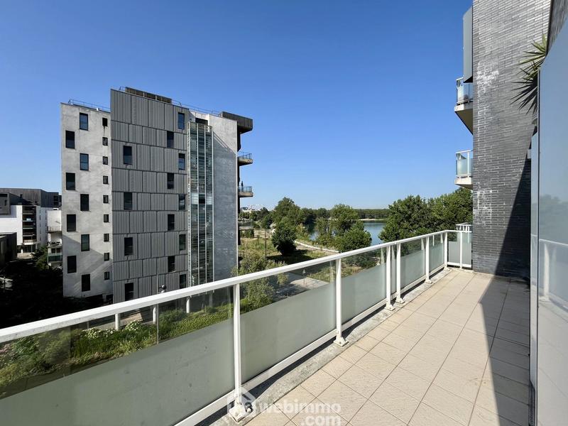 Appartement - 85 m² - 4 pièces