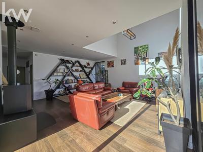Maison contemporaine - 196 m² - 6 pièces