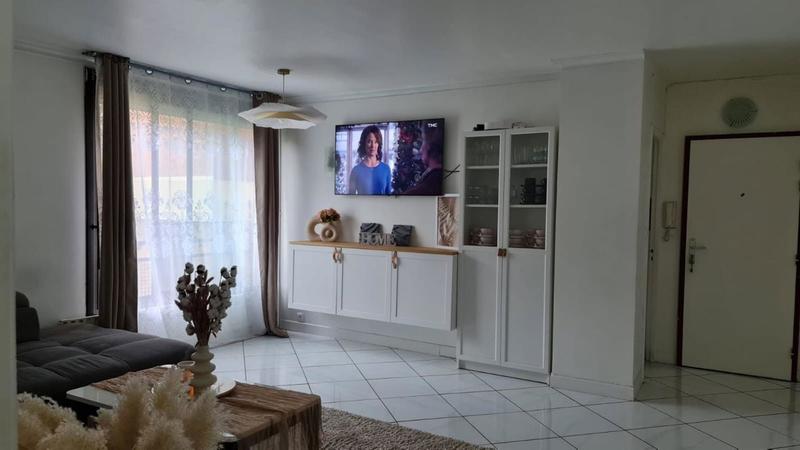 Appartement - 99 m² - 6 pièces