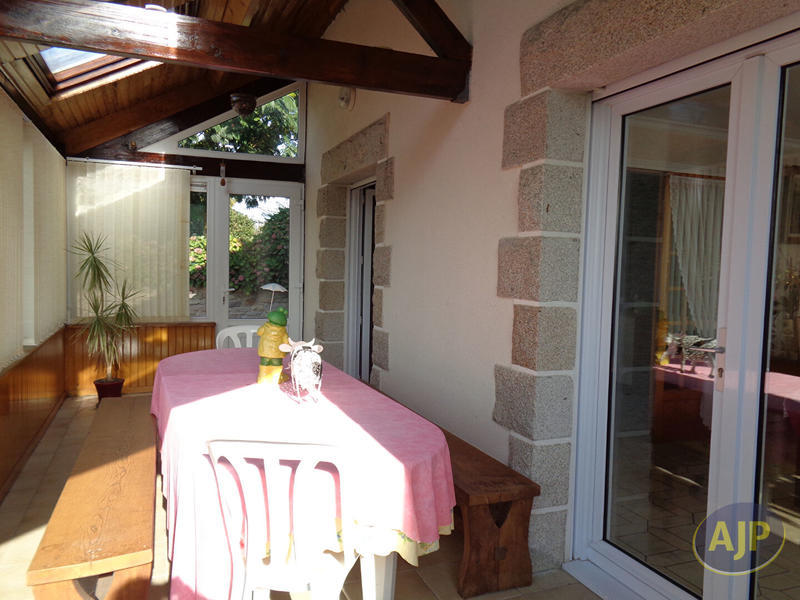 Maison - 147 m² - 8 pièces