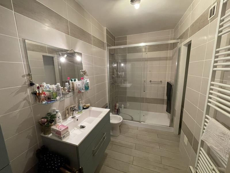 Appartement - 125 m² - 5 pièces