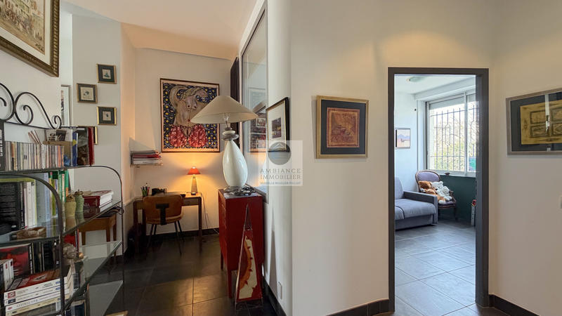 Appartement - 99 m² - 5 pièces