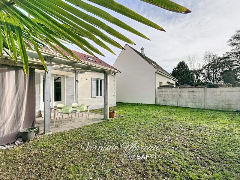 Maison - 88 m² - 4 pièces