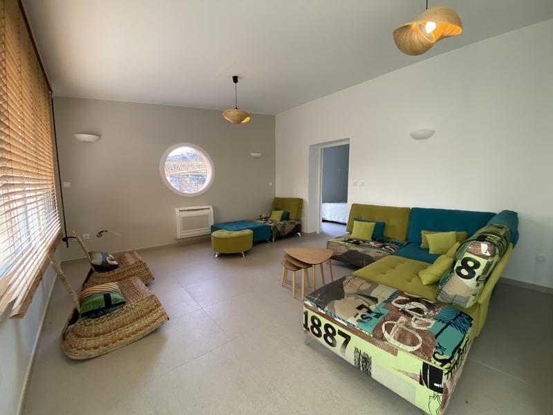 Maison - 211 m² - 7 pièces