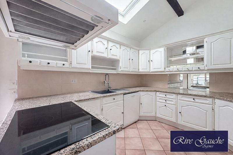 Maison - 170 m² - 7 pièces