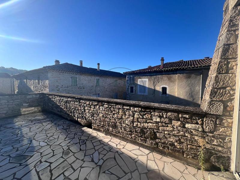 Maison de village - 148 m² - 8 pièces